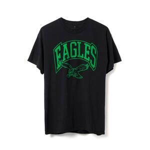 Junk Food Clothing Philadelphia Eagles Blitz Flea Market Tee